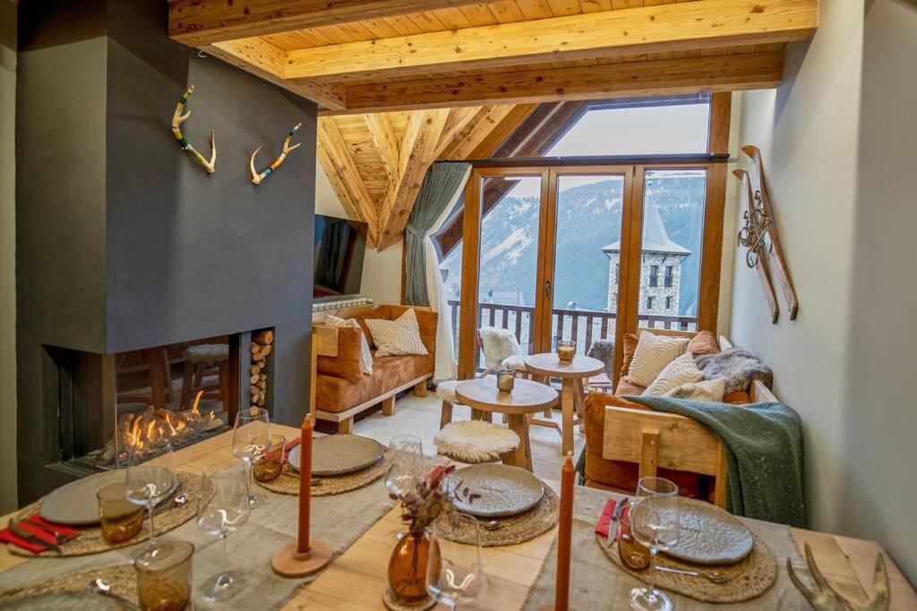 Wow Views Next To The Ski Lift! Baqueira Beret Exterior photo